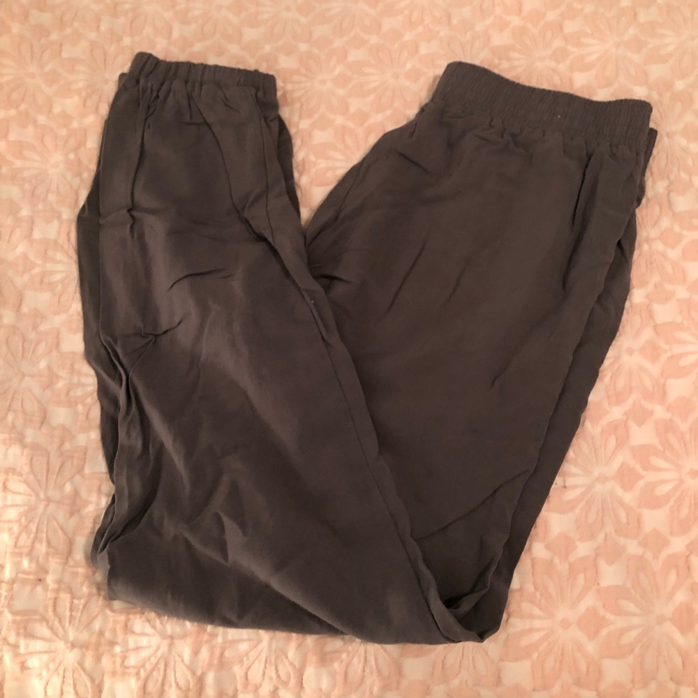 Hollister pants